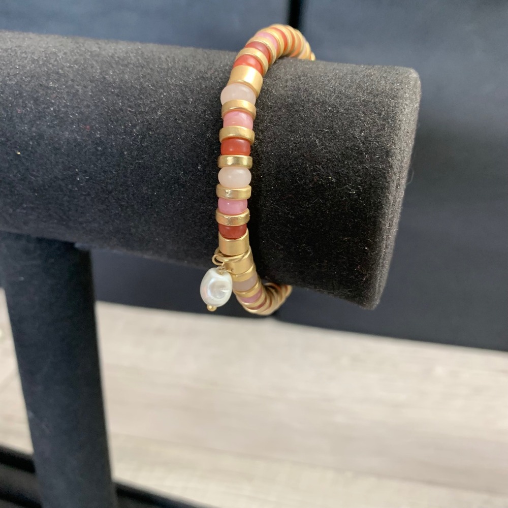 Gold Tone Beaded Stretch Bracelet Pearl Charm Terracotta Pink Cream Boho 4998